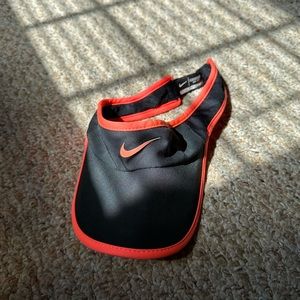 nike visor